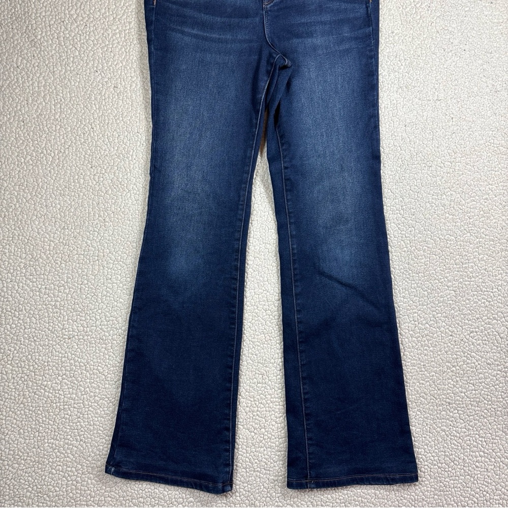 Nicole Miller NY SOHO High Rise Bootcut Women Size 8 Stretch Dark Wash Blue Jean - Picture 4 of 15